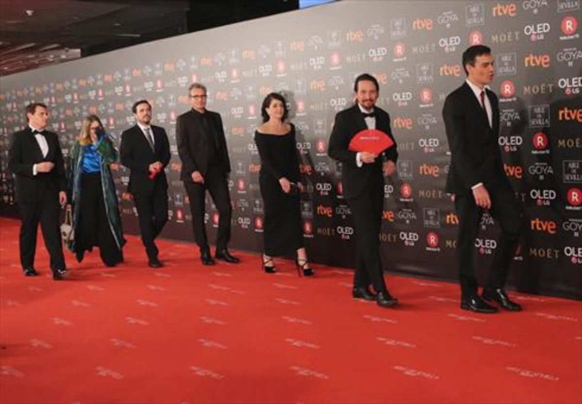 Rivera, Sánchez, Iglesias y Garzón, unidos en la alfombra roja de los Goya