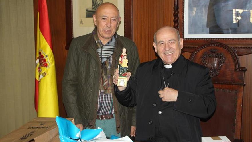 Visita del arzobispo a Alagón y encuentro con asociaciones y vecinos
