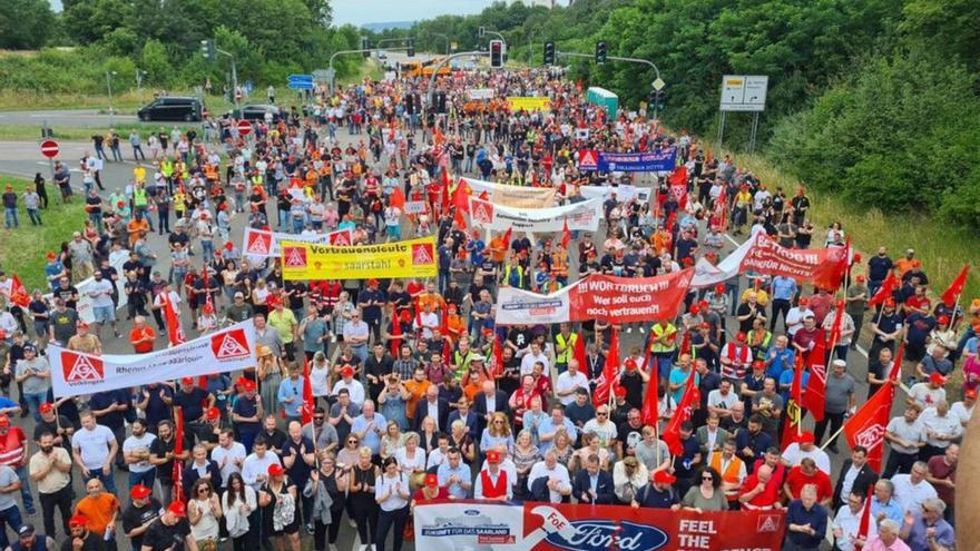 Trabajadores de Ford Saarlouis, en protesta por el cierre. | WSWS