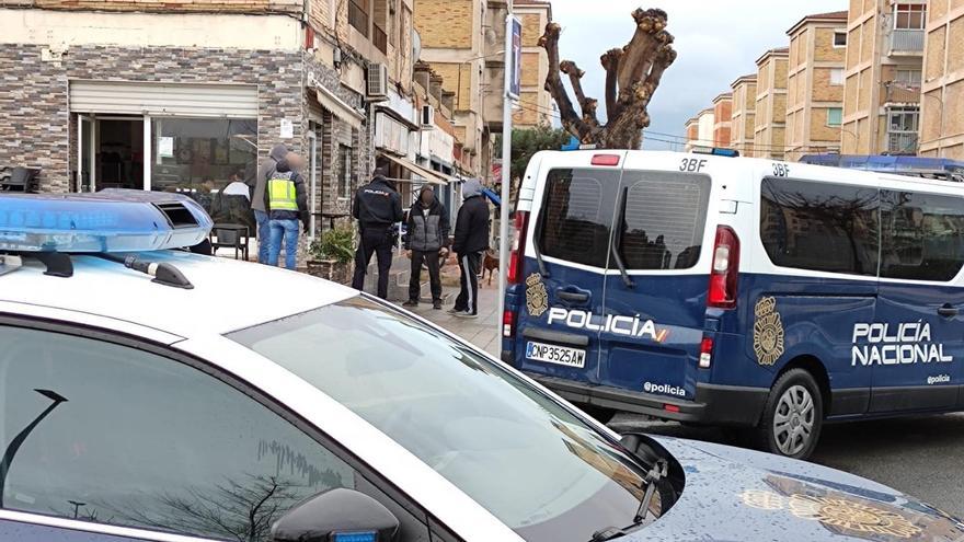 Imagen de archivo de una intervención policial en Alicante difundida por la Comisaría.