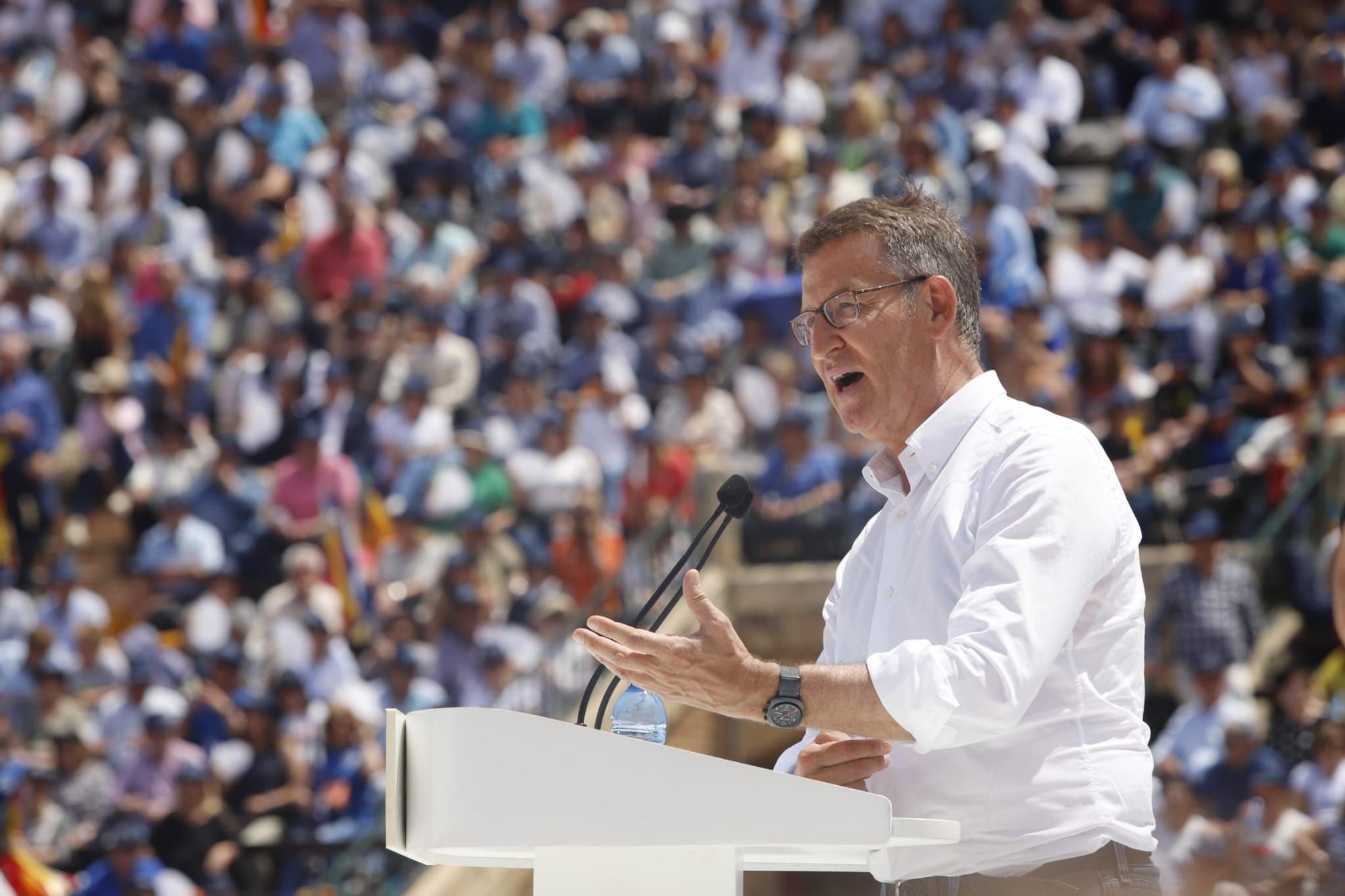 Mitin central del PPCV en la Plaza de Toros de València