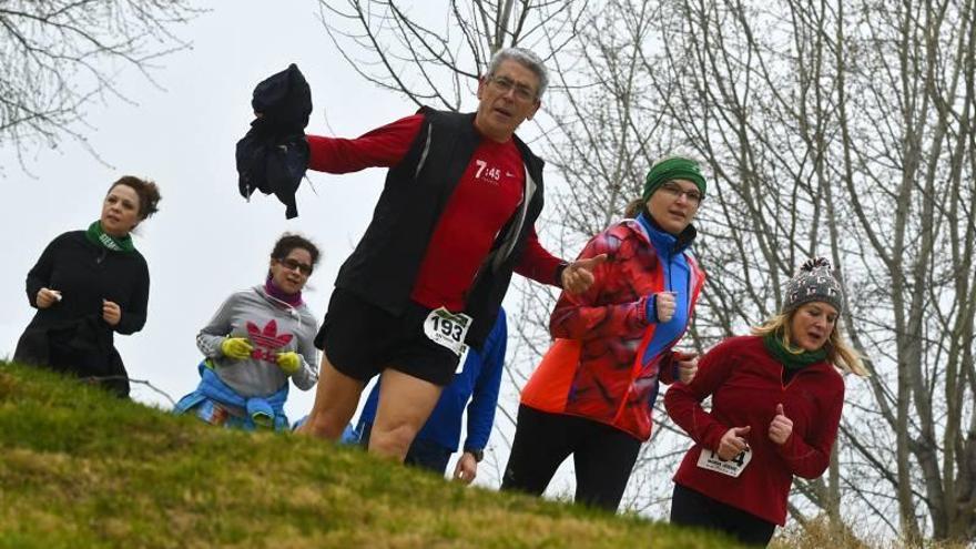 Abel Cervero y Patricia Beira ganan la carrera &quot;Juntos contra la addicción&quot; de AZAJER