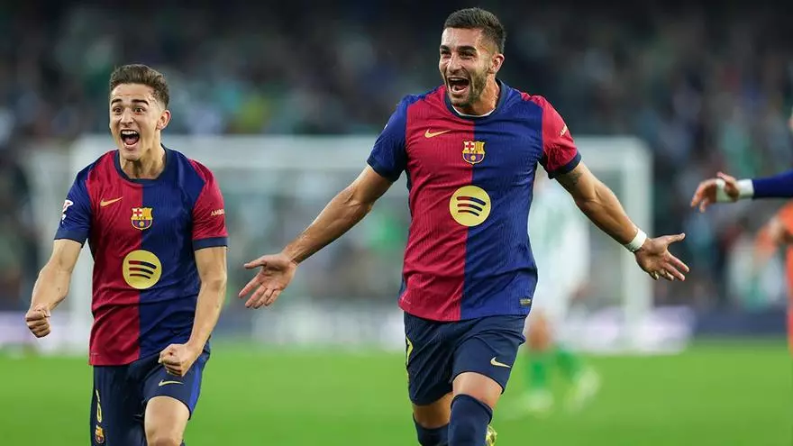 Lewandowski suma y sigue... y Ferran aprieta