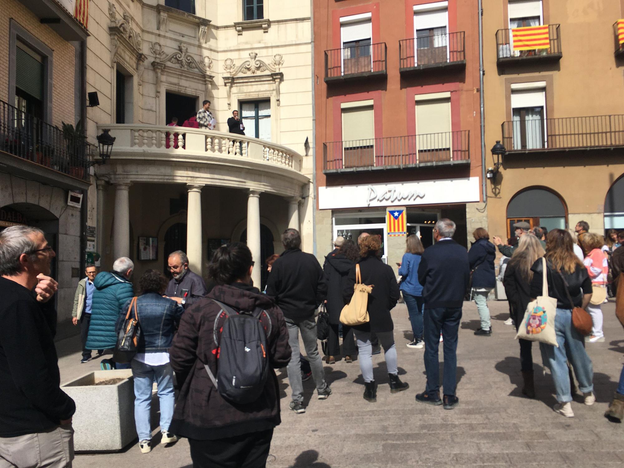 Les imatges de la diada de Sant Jordi a Berga