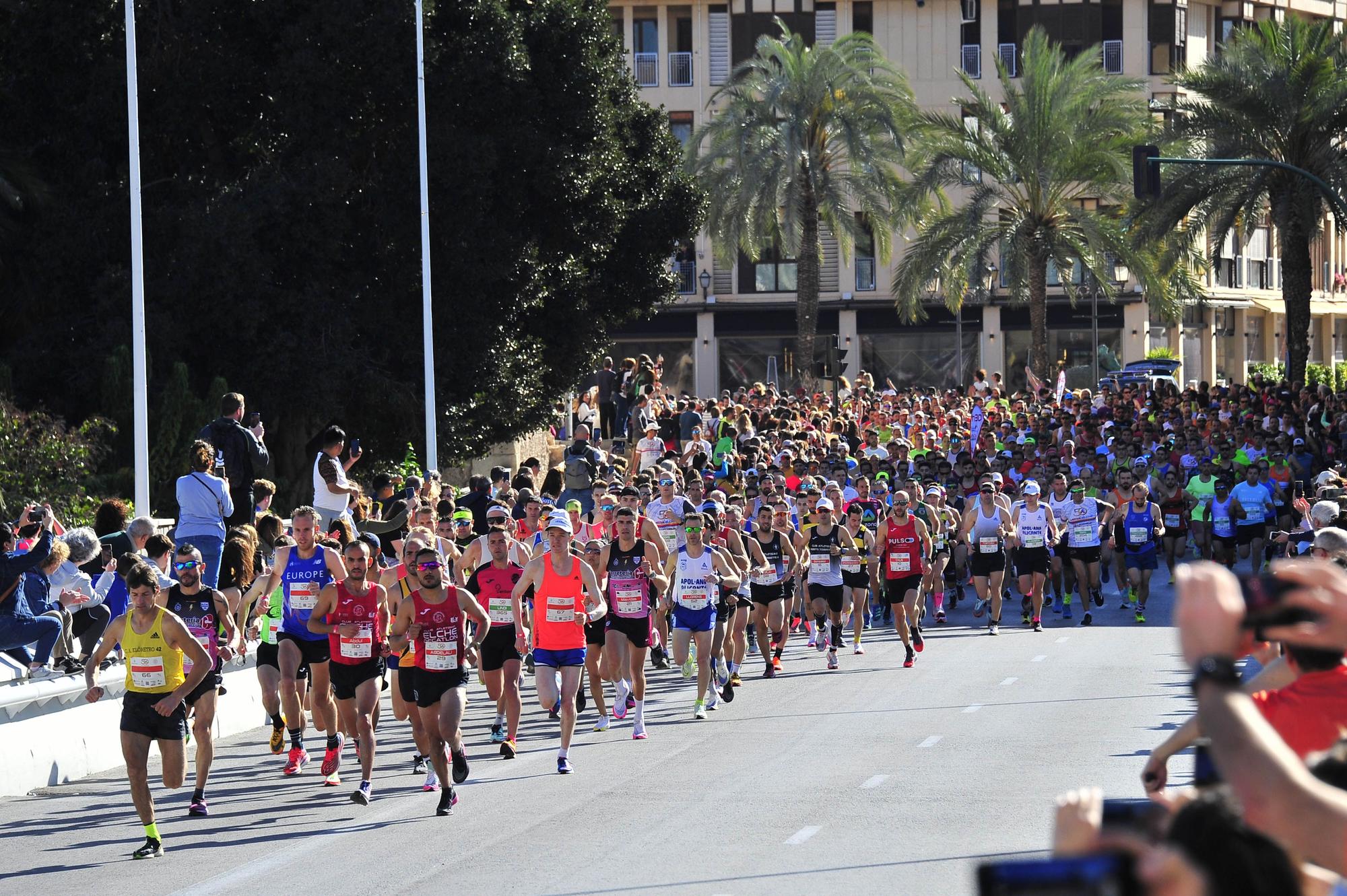 Un Medio Maratón de Elche marcado por el calor