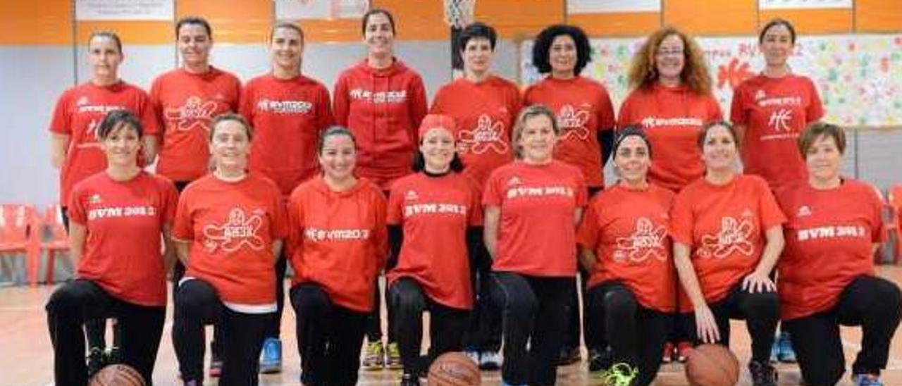 La escuela de madres del Baloncesto Villa de Mieres.