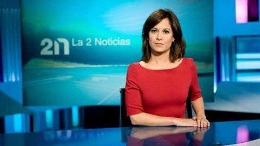 Mara Torres, presentadora de &#039;La 2 noticias&#039;.