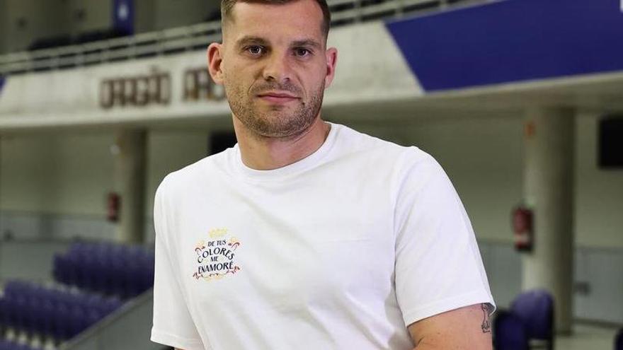 El Porto confirma el fichaje de César Carballeira