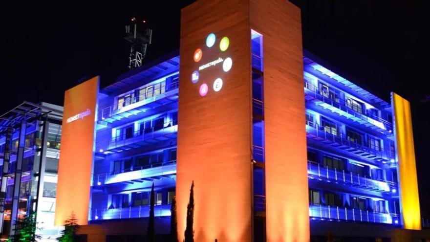 Nuevos directivos en Mediaset: salida de un ejecutivo histórico de Telecinco para relanzar las audiencias en 2026