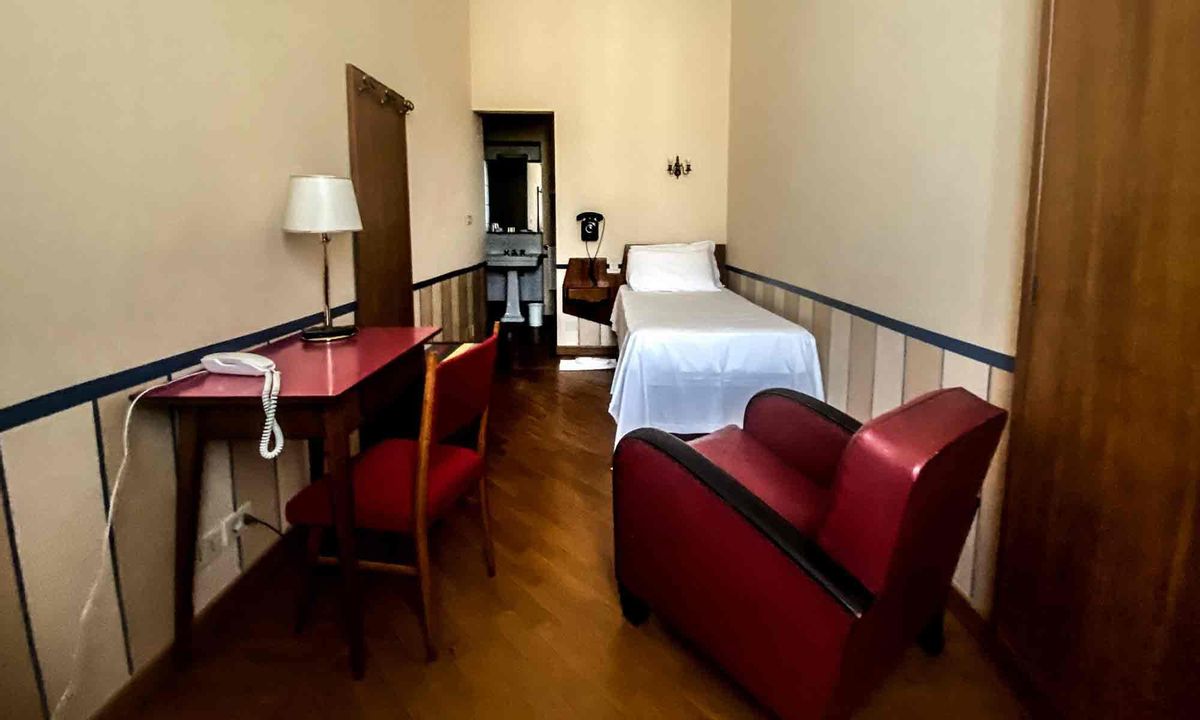 La habitación del Hotel Roma donde Cesare Pavese se suicidó, en la actualidad.