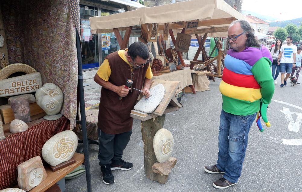 La feria de Sabarís vuelve al medievo