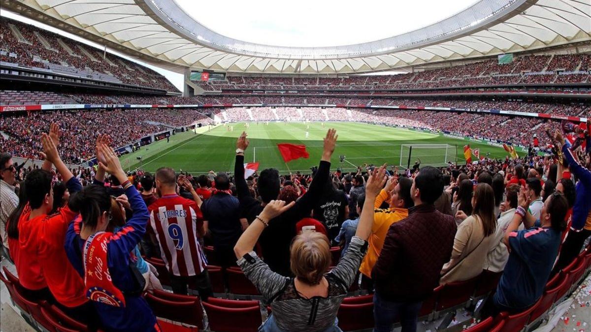 Vista general de la grada del Wanda Metropolitano