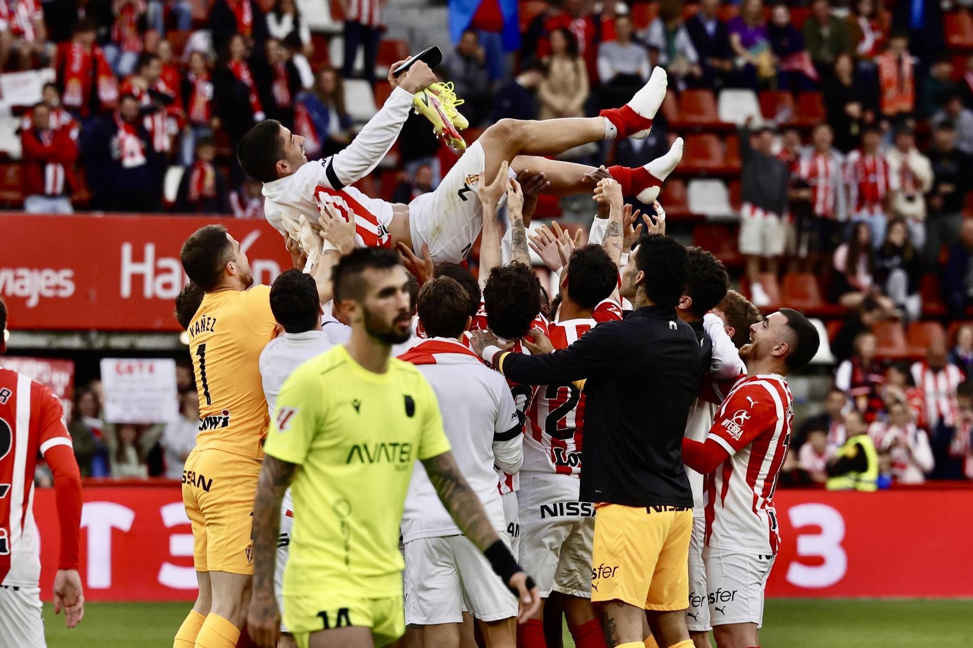 Cote y un adiós de película: así fue la despedida del Sporting a José Ángel