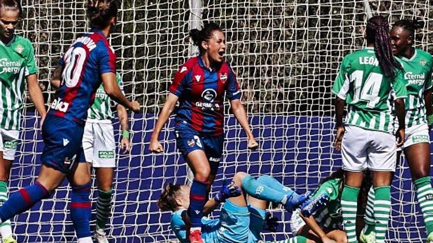 Núria Mendoza dona un punt al Llevant a casa (1-1)