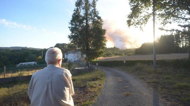 Incendio en Vilalba.  // GUSTAVO DE LA PAZ