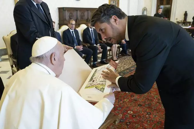 Recepción del Papa a Luis Yeray Gutiérrez y otros alcaldes de ciudades Patrimonio de la Humanidad