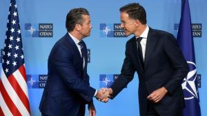 Rutte recalca que OTAN solo derribaría aviones rusos sobre su espacio aéreo si son amenaza