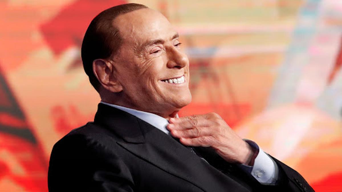 Silvio Berlusconi se encuentra hospitalizado en Mónaco