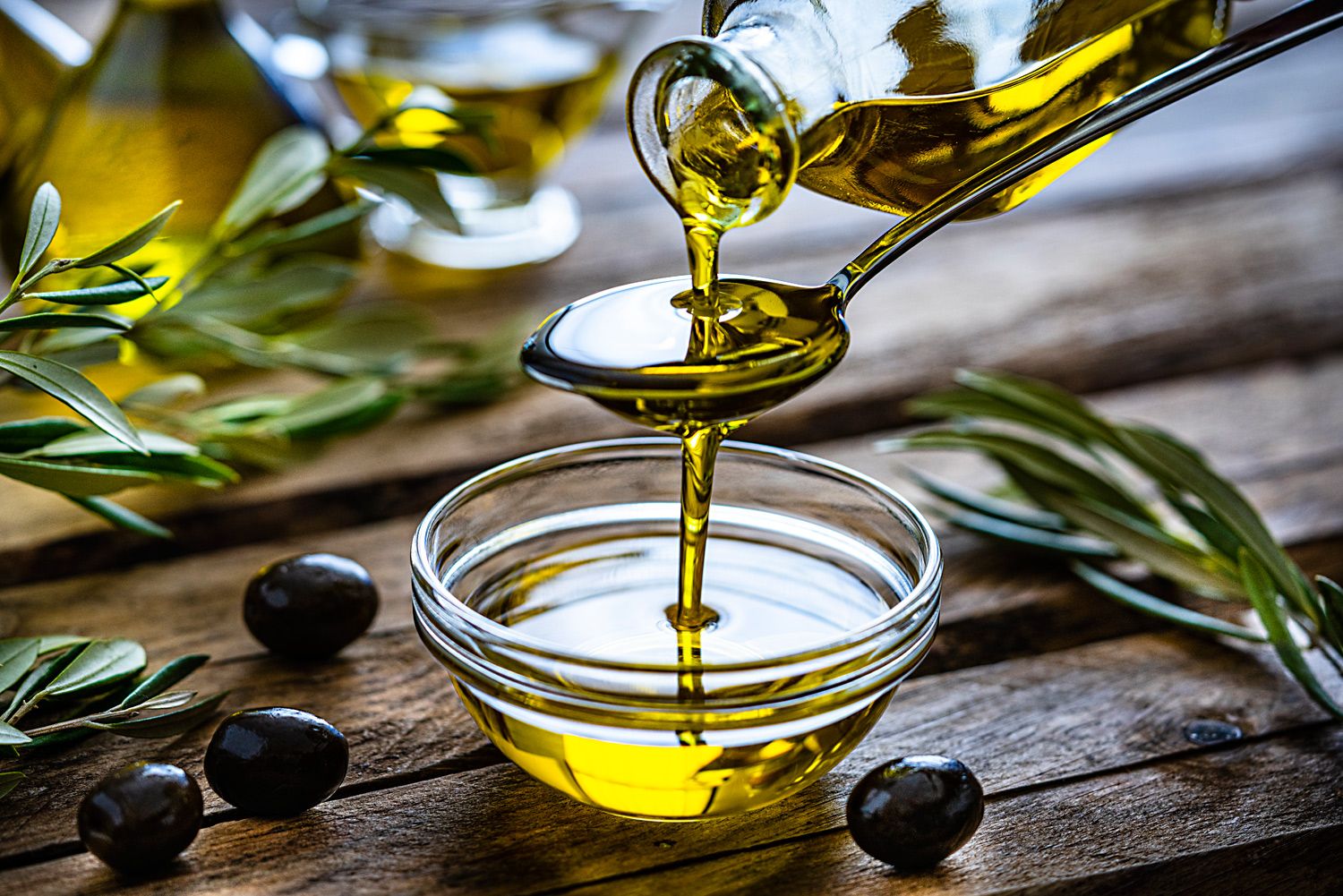 Estas son las cinco enfermedades que se combaten con una cucharada de aceite de oliva