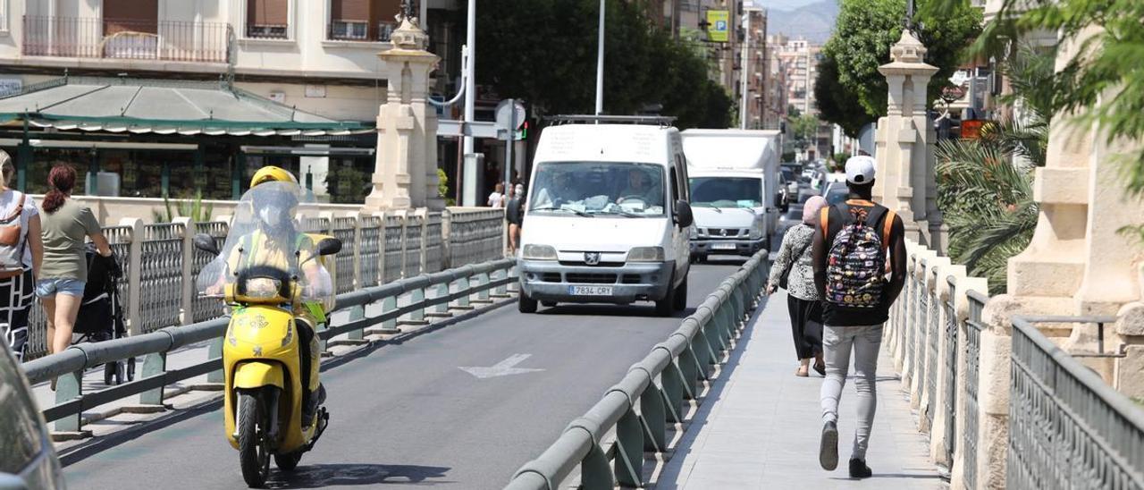 El puente de Canalejas, en Elche.