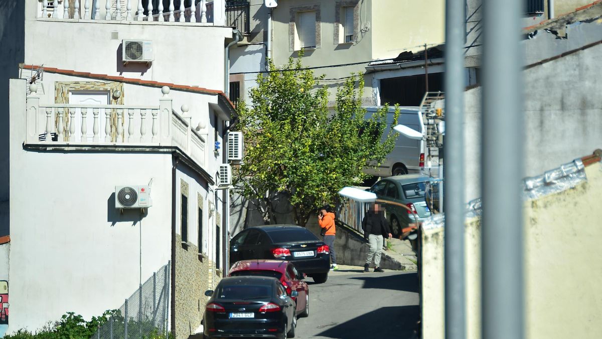 Tranquilidad en San Lázaro tras el tiroteo entre clanes familiares de Plasencia en el que ha muerto una niña de dos años