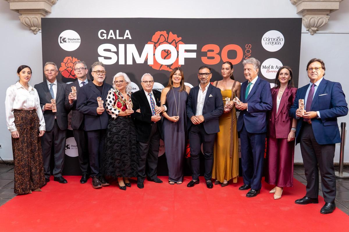 Autoridades y homenajeados en la gala 30º aniversario de Simof.