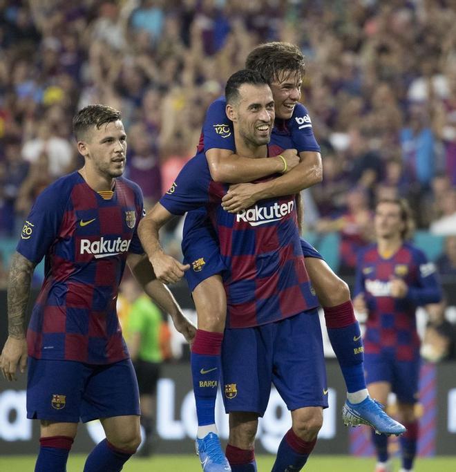 Las mejores imágenes del partido FC Barcelona - Nápoles en el estadio Hard Rock de Miami.