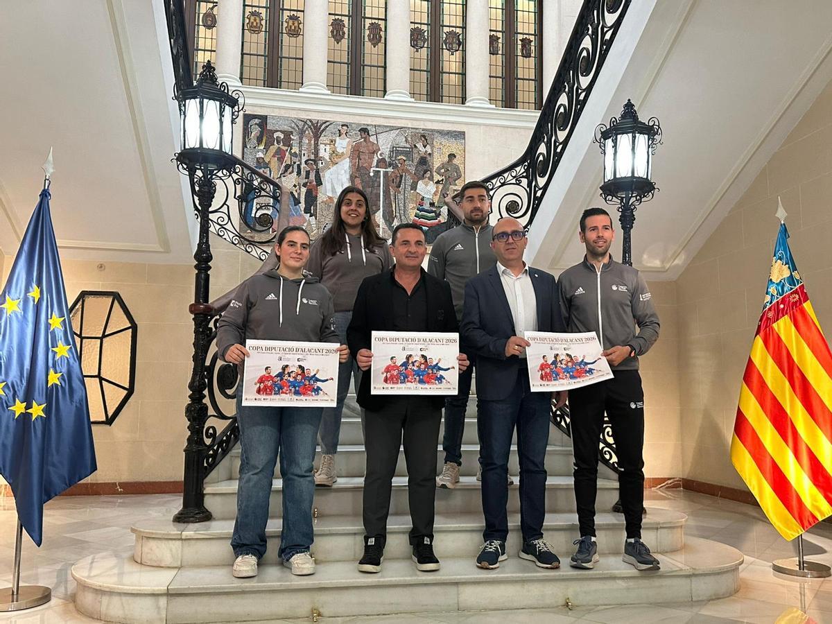 El diputado de Deportes, Bernabé Cano, destaca el compromiso de la institución provincial con esta competición que se ha consolidado como una de las citas más populares y significativas de la Comunitat.