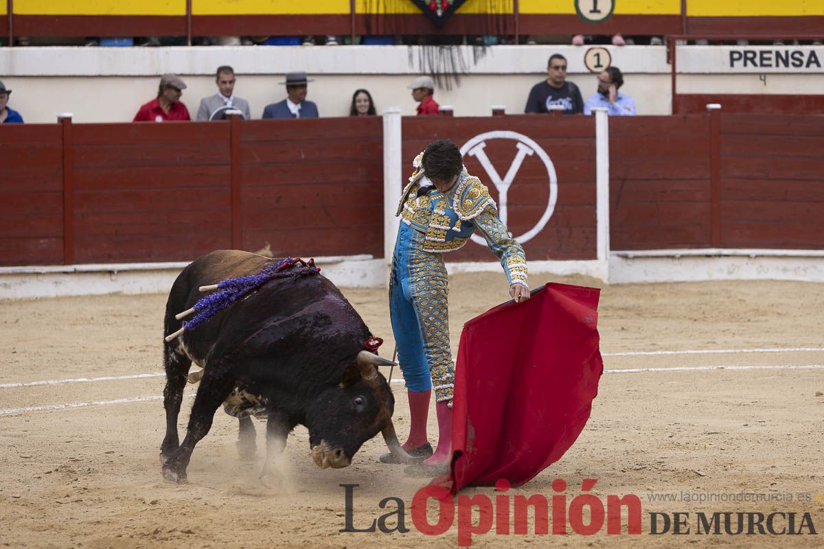 Tarde histórica en Abarán con la alternativa de José María Trigueros y el indulto de Tomás Rufo, junto a Castella salieron a hombros