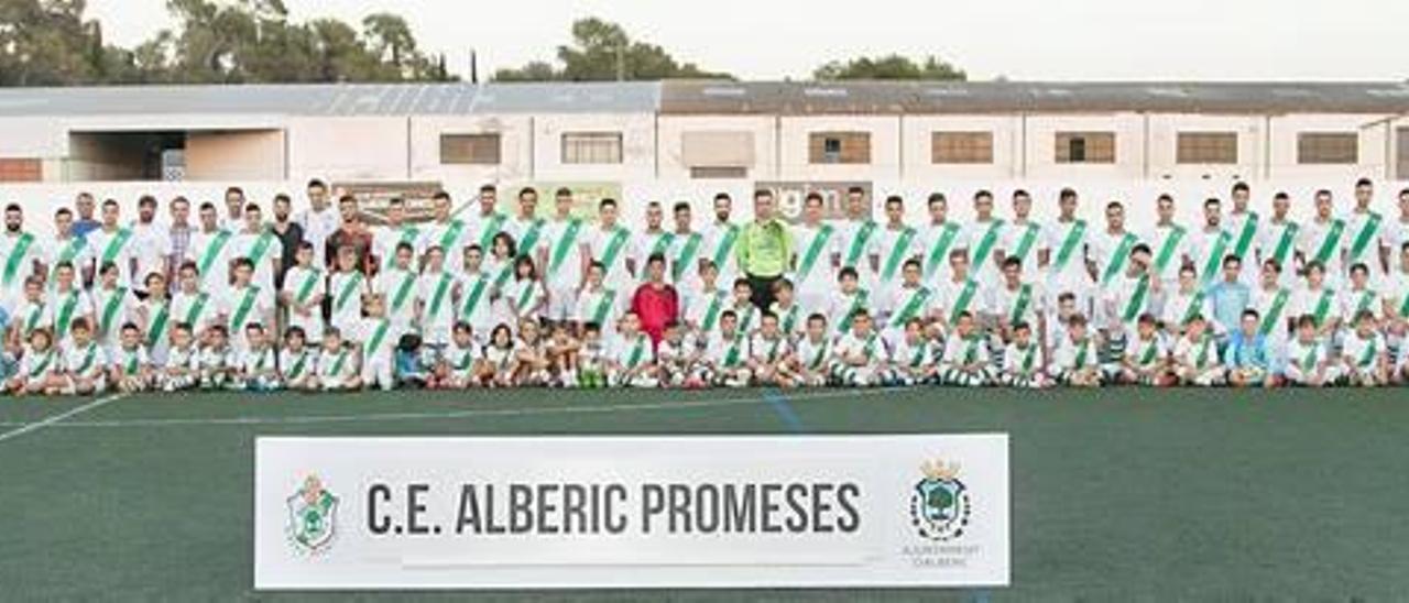 Un Alberic lleno de promesas futbolísticas