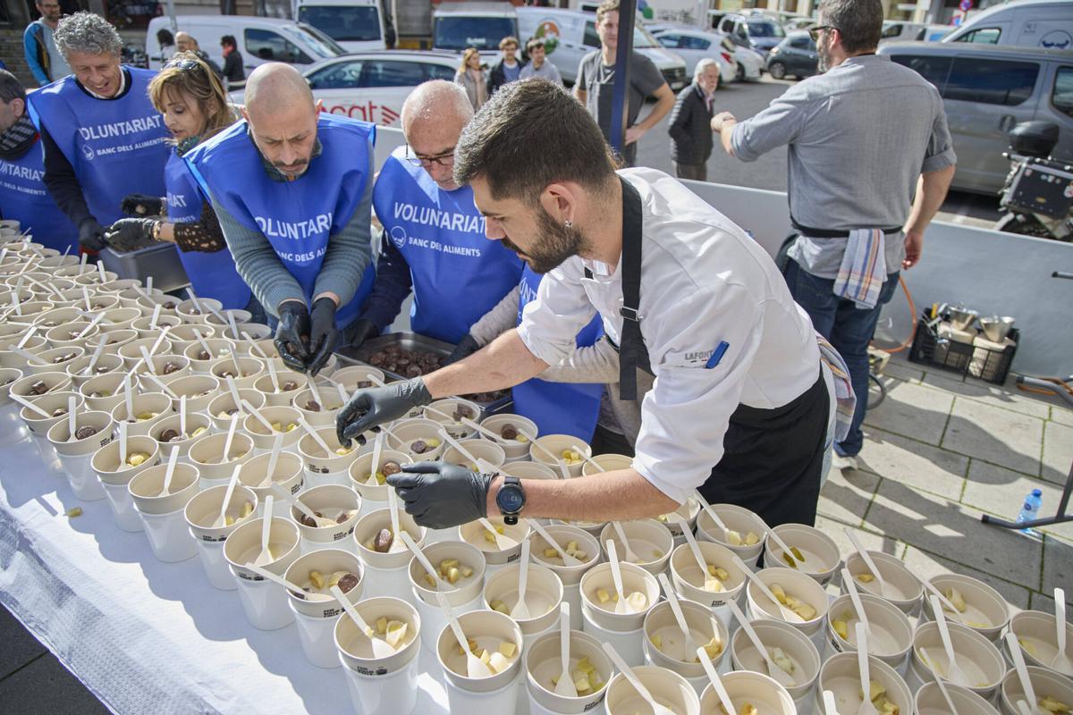 20260207 Escudellada a la plaça Salvador Espriu 20260207 Escudellada a la plaça Salvador Espriu