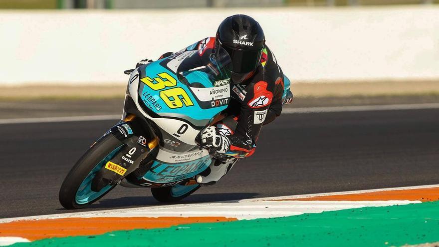 Holgado marca el ritmo y Piqueras debuta en Moto3