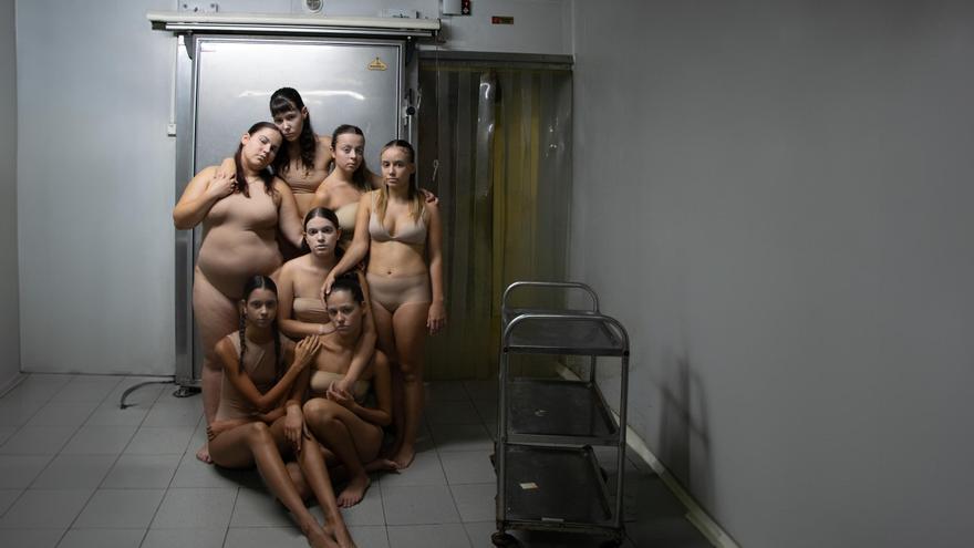 «Iceberg», un acostament al suïcidi juvenil nascut gràcies als teatres independents