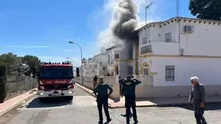Mueren un hombre y su perro en un incendio en San Miguel de Salinas