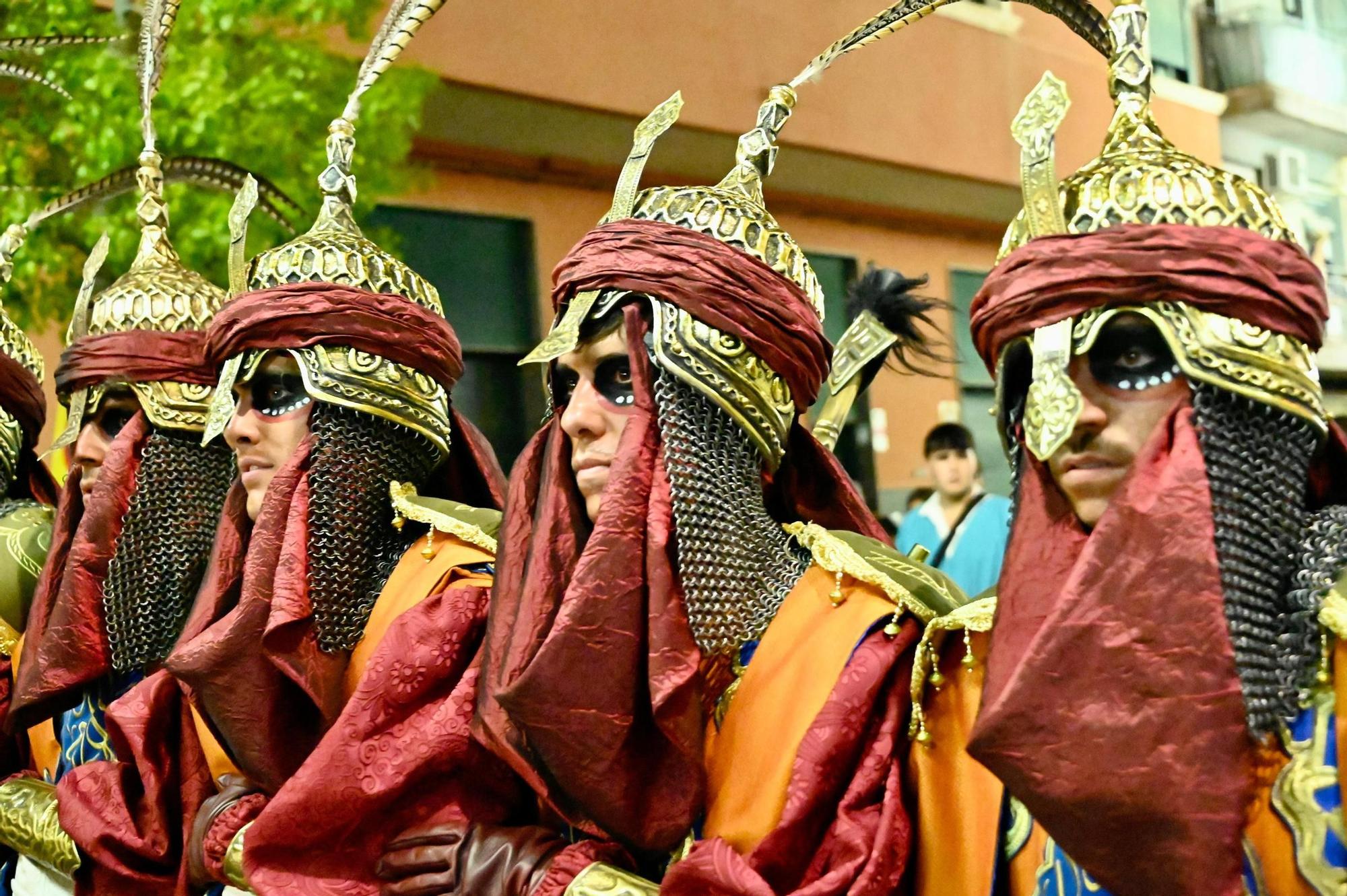 El esplendor de la Entrada Mora conquista Crevillent