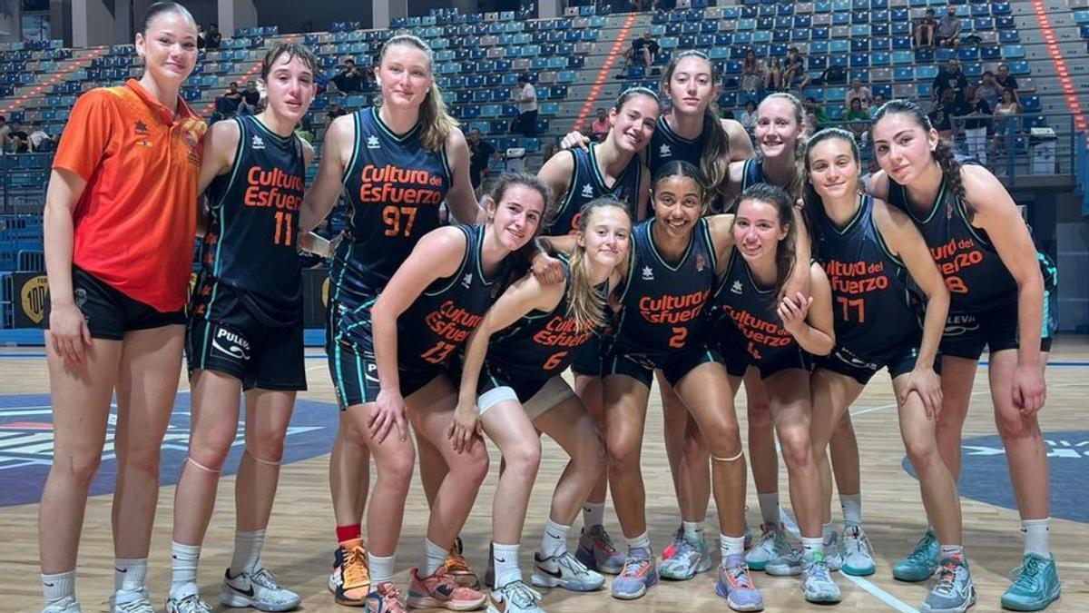 El Júnior A femenino del Valencia BC en Huelva