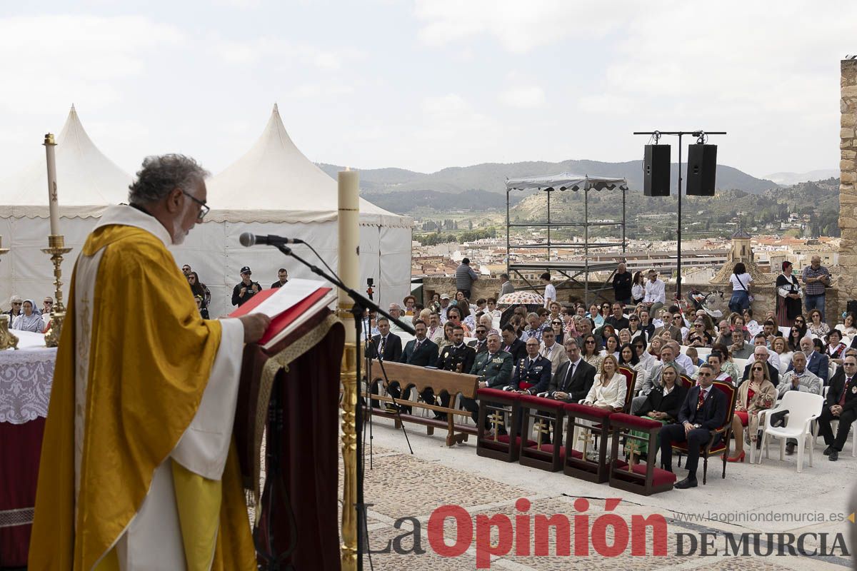 Fiestas de Caravaca | Imposición de cruces a los nuevos hermanos cofrades de la Vera Cruz