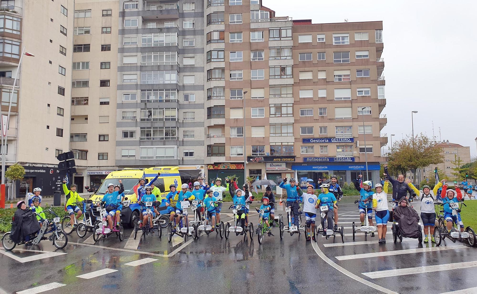 Miles de pisadas solidarias: Vigo corre contra el cáncer