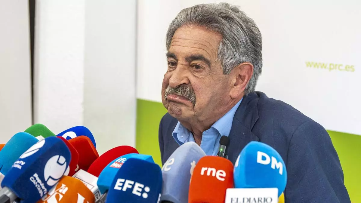 Revilla no se arrepiente de nada de lo que ha dicho del rey Juan Carlos I: "Creo que se lo merece"