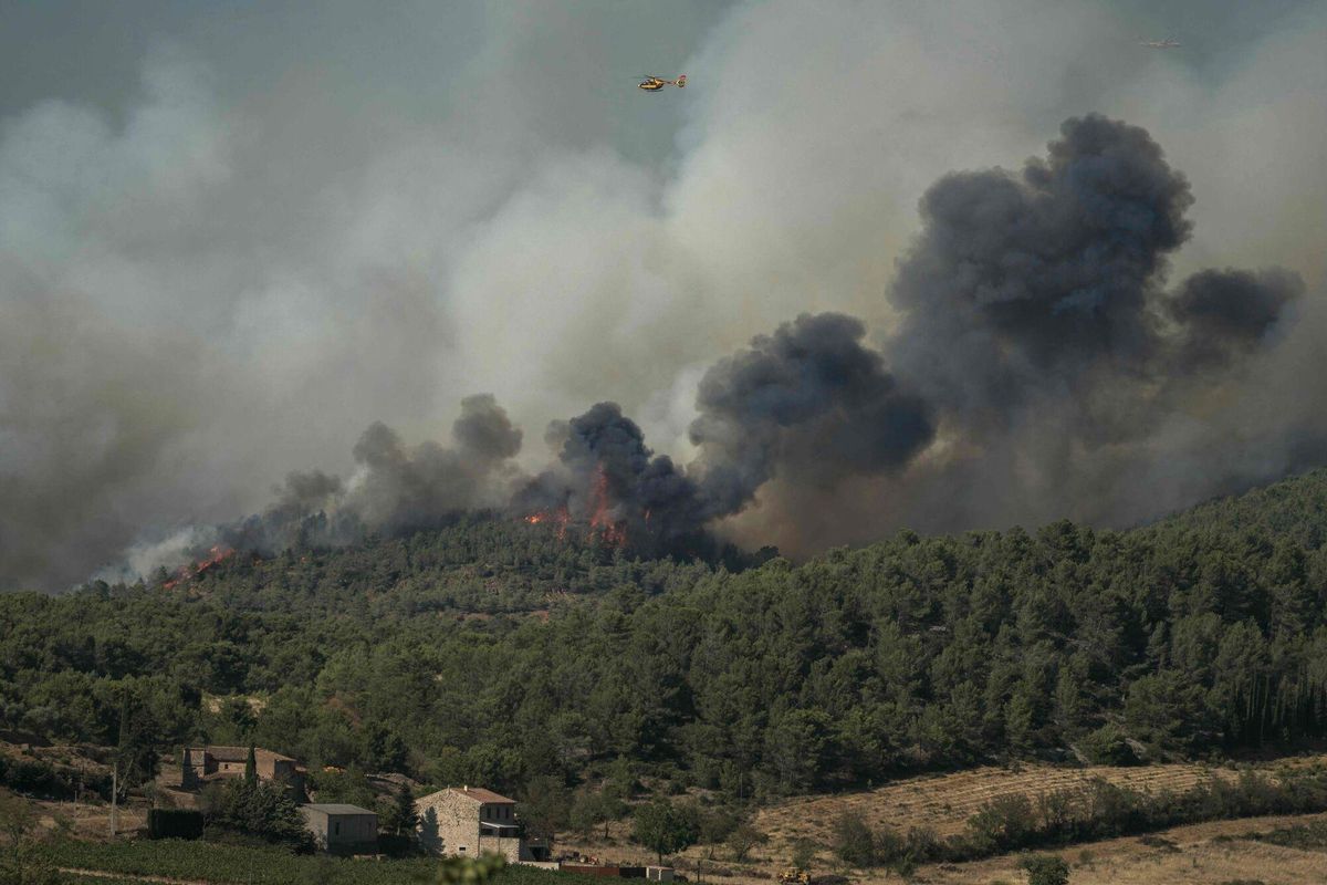 ¿Per què l’incendi de França està sent tan ràpid i devastador? Cinc claus per entendre un foc colossal ¿Per què l’incendi de França està sent tan ràpid i devastador? Cinc claus per entendre un foc colossal