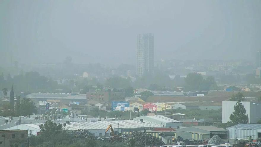 Una masa aire sahariano empeorará el aire de la Región hasta el lunes