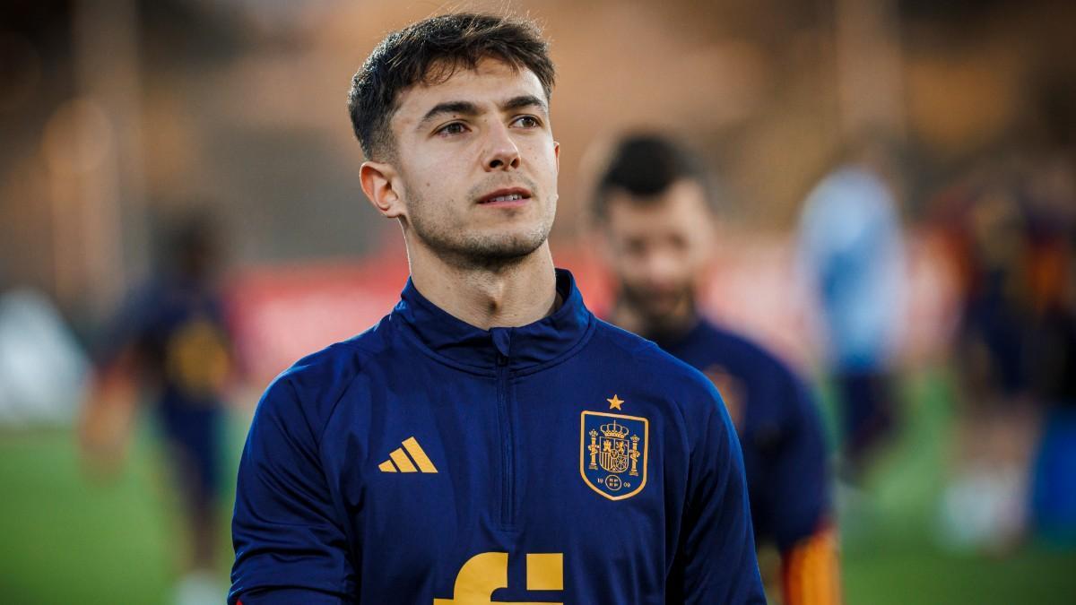 Zubimendi en un entrenamiento con la selección