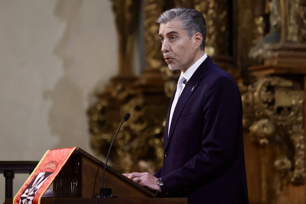 EN IMÁGENES: Martín Martín Peláez, presidente del Real Oviedo, pregonero de la Semana Santa de Oviedo