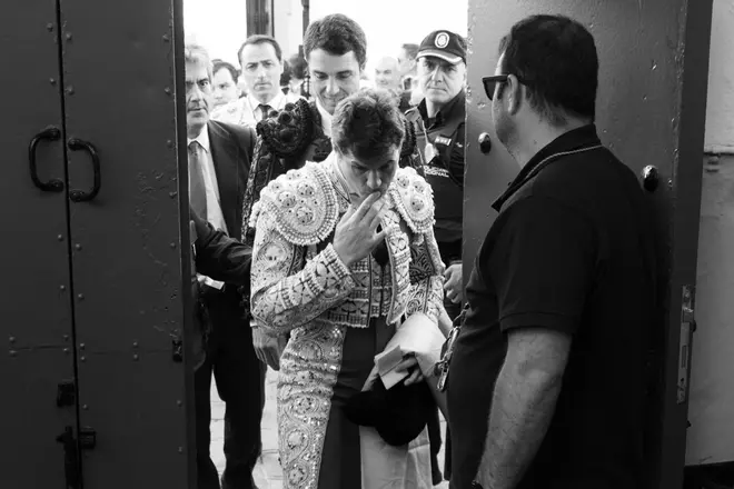 Fotogalería | Festejo del 9 de mayo en la Maestranza: Morante de la Puebla, Daniel Luque y Tomás Rufo