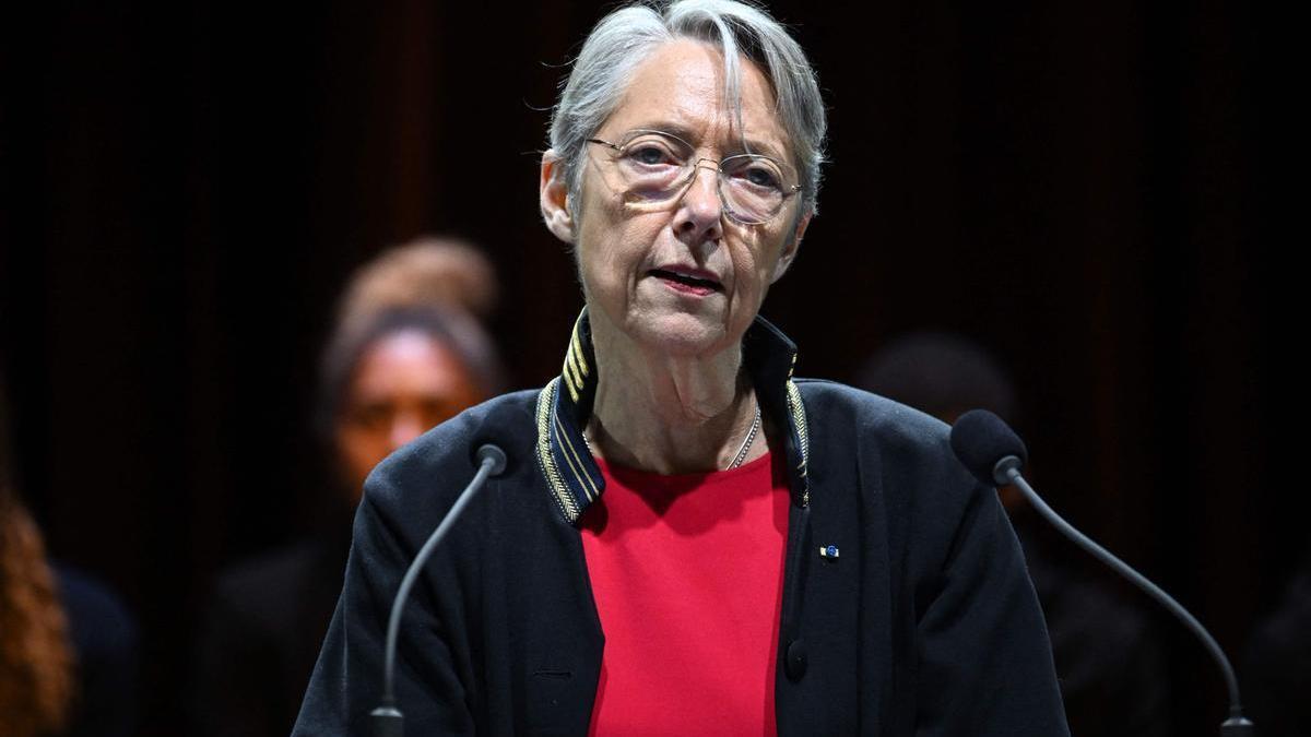 La Primera Ministra francesa, Elisabeth Borne, interviene para presentar el Plan Nacional contra el racismo, el antisemitismo y la discriminación étnica.