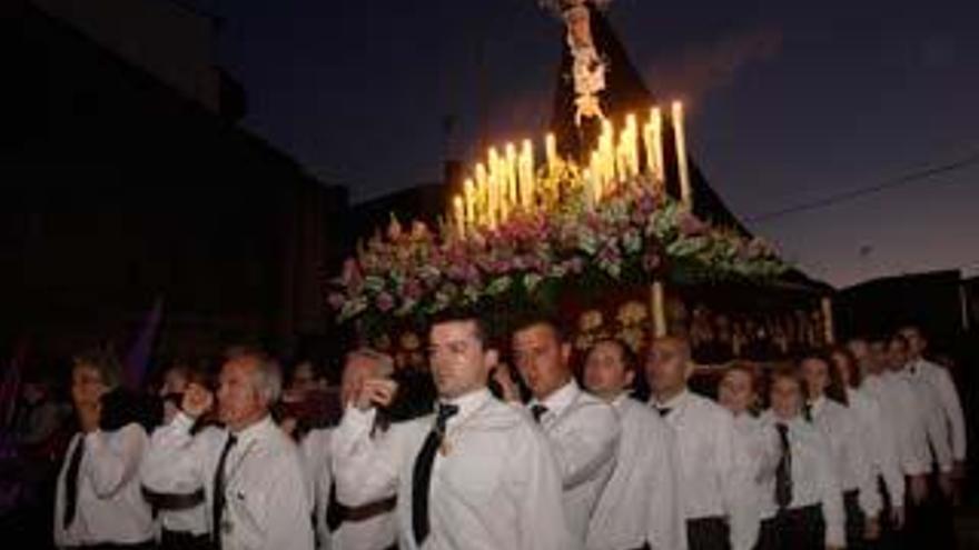 Procesión de Los Dolores en O Grove. / MIGUEL MUNIZ DOMINGUEZ