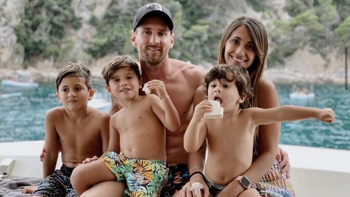Messi empezará una nueva junto a su familia lejos de Barcelona