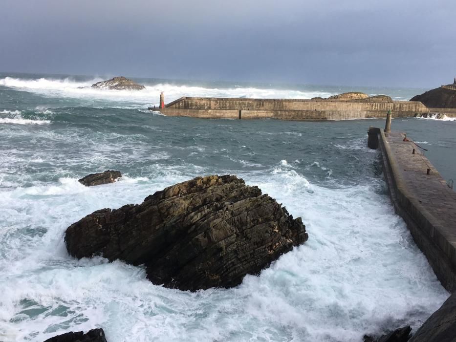 Temporal de viento y oleaje en Asturias
