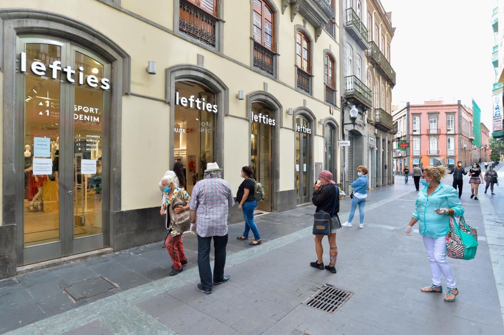 Los comercios operaron el último sábado de la fase 1 con bastante afluencia de visitantes