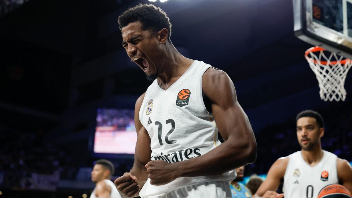 Theo Maledon had a great game against Fenerbahçe